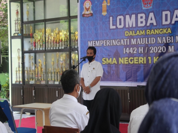 KEGIATAN LOMBA ANTAR KELAS OLEH PENGURUS OSIS