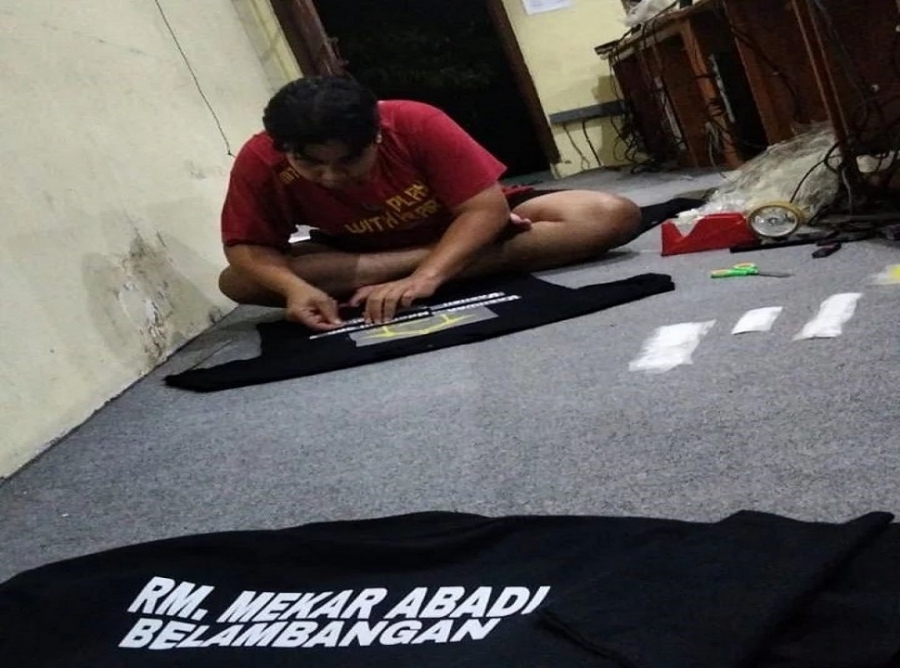 WARGA JAYAPURA PERCAYAKAN KAOS PROGRAM DOUBLE TRACK SMANESKA