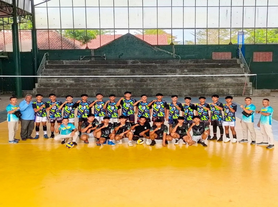 TIM VOLY SMANESKA SPARING BERSAMA TIM SMK ISLAM PANGGUL