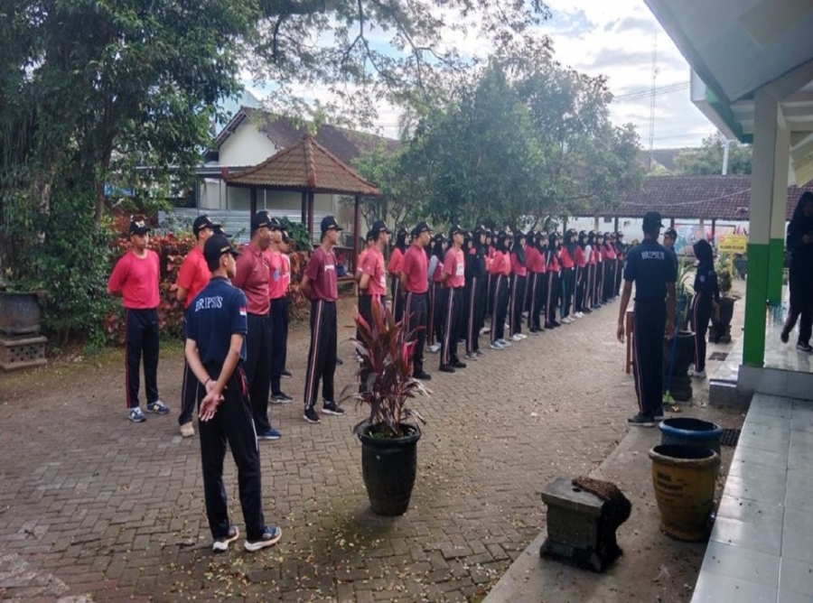 BRIPSUS SMANESKA LAKSANAKAN LATIHAN RUTIN ANGKATAN XII