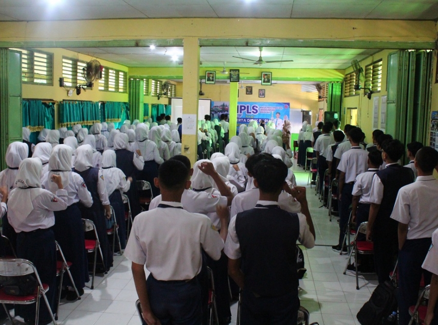 PELAKSANAAN MPLS HARI KEDUA SMAN 1 KARANGAN TRENGGALEK