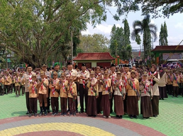 PELANTIKAN PRAMUKA SIAGA GARUDA DI SMAN 1 KARANGAN