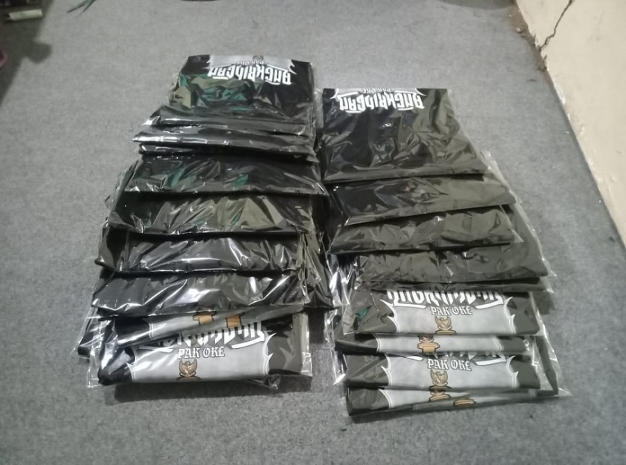 DAPATKAN PESANAN KAOS DARI ANGKRINGAN PAK OKE 25 PCS.