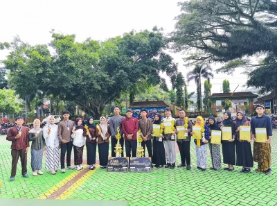 SISWA SMANESKA RAIH BERBAGAI JUARA DALAM AJANG FLS3N