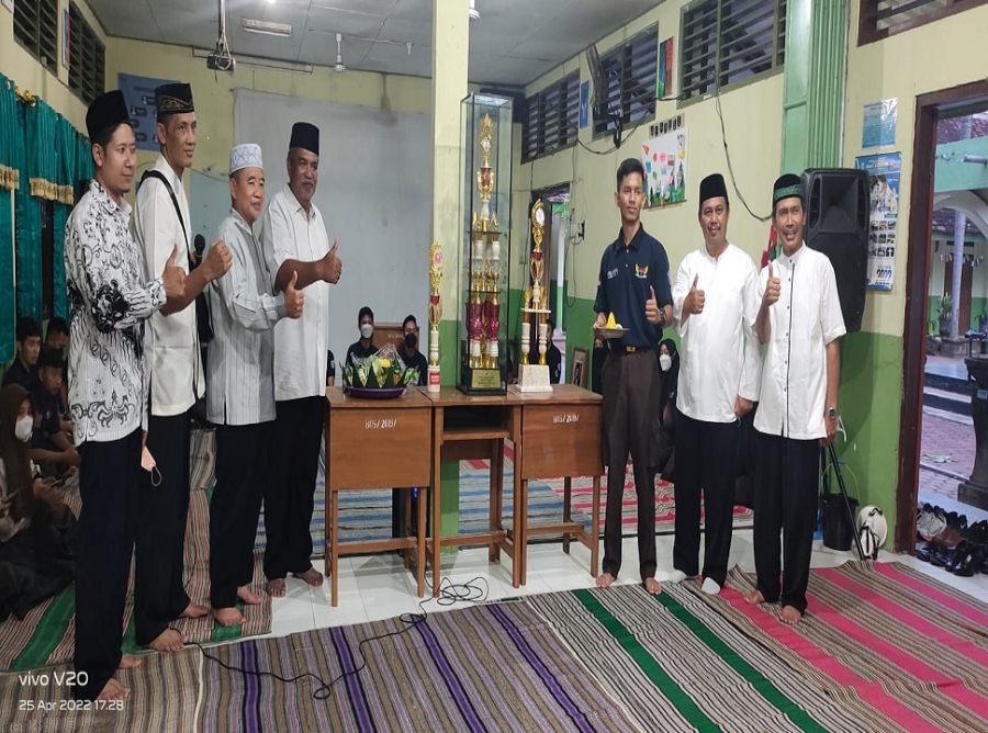 TASYAKURAN HUT KE-12 ESKUL &ldquo;BARISAN PASUKAN KHUSUS (BRIPSUS) &ldquo; SMAN 1 KARANGAN