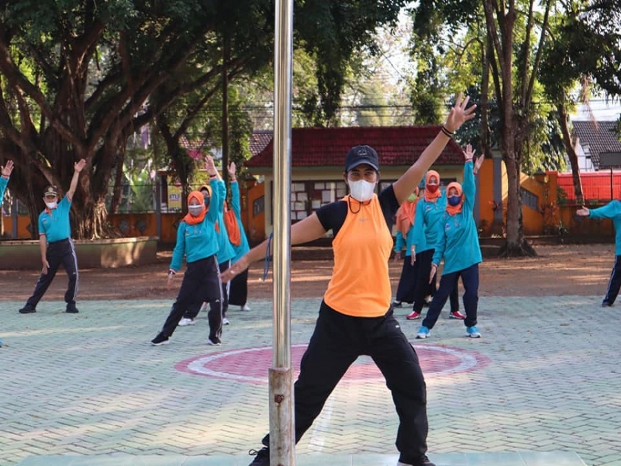 JUMAT SEHAT SMAN 1 KARANGAN