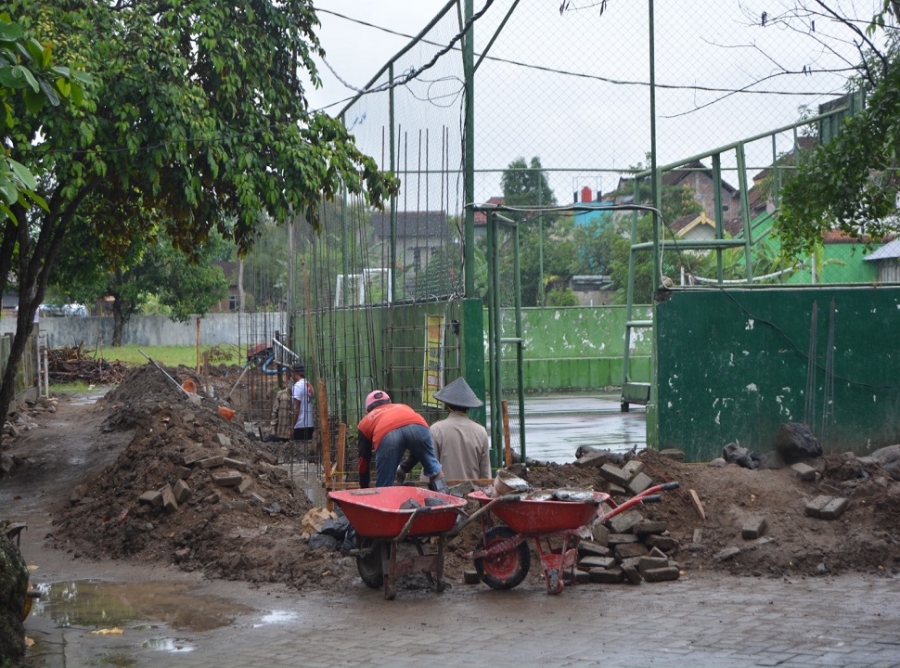 PROGRES PEMBANGUNAN GOR SMANESKA KINI SUDAH 10%