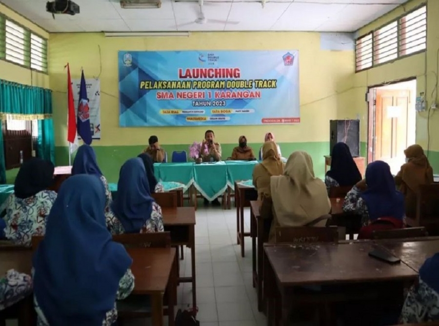 LAUNCHING PROGRAM DOUBLE TRACK SMANESKA TAHUN 2023